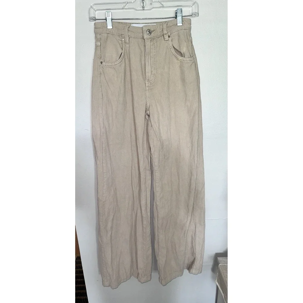 Bershka High Rise Beige Cream Corduroy Wide Leg Pants Size 2 EUC